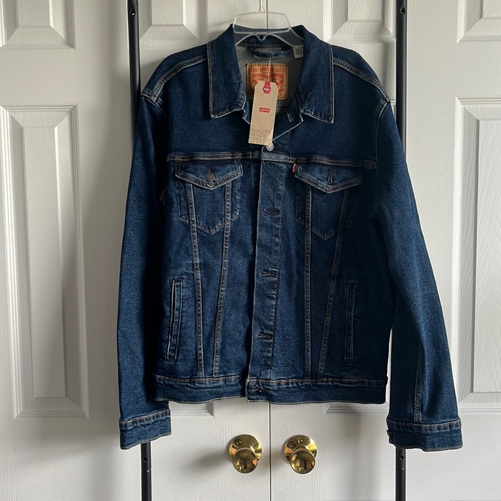 Levi’s Denim Jacket L